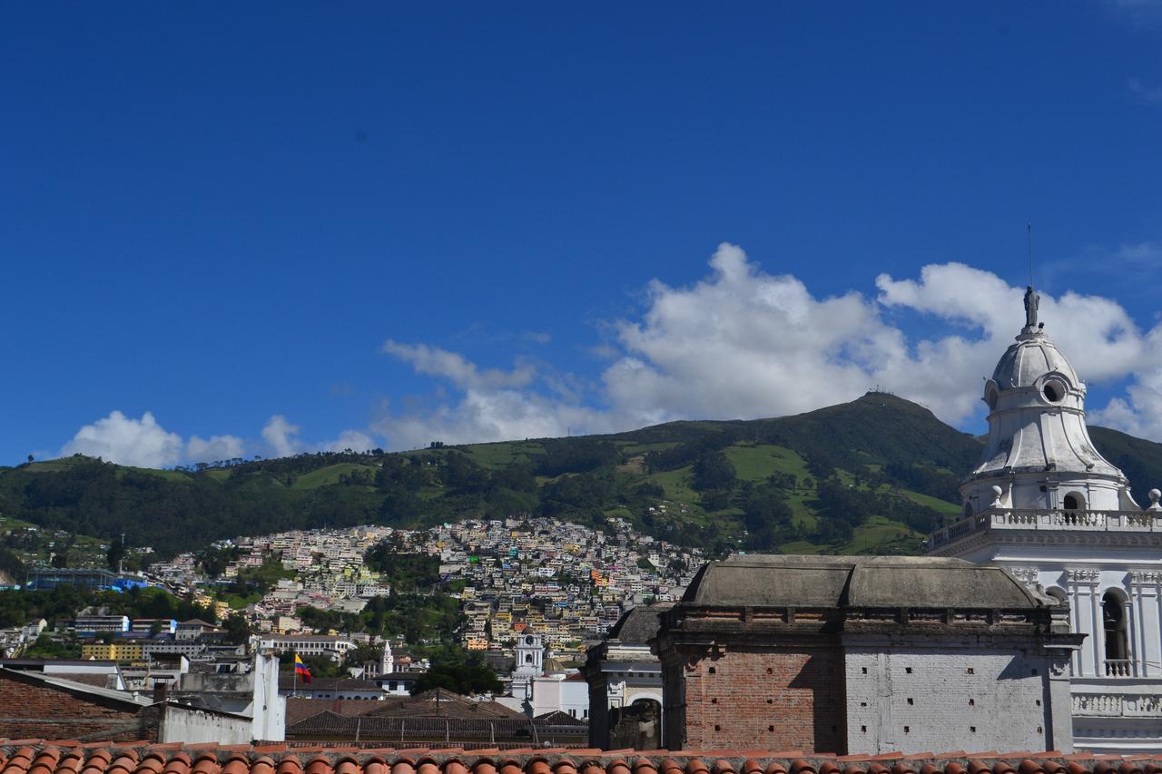 Hostal Quito Cultural Hostel Exterior photo