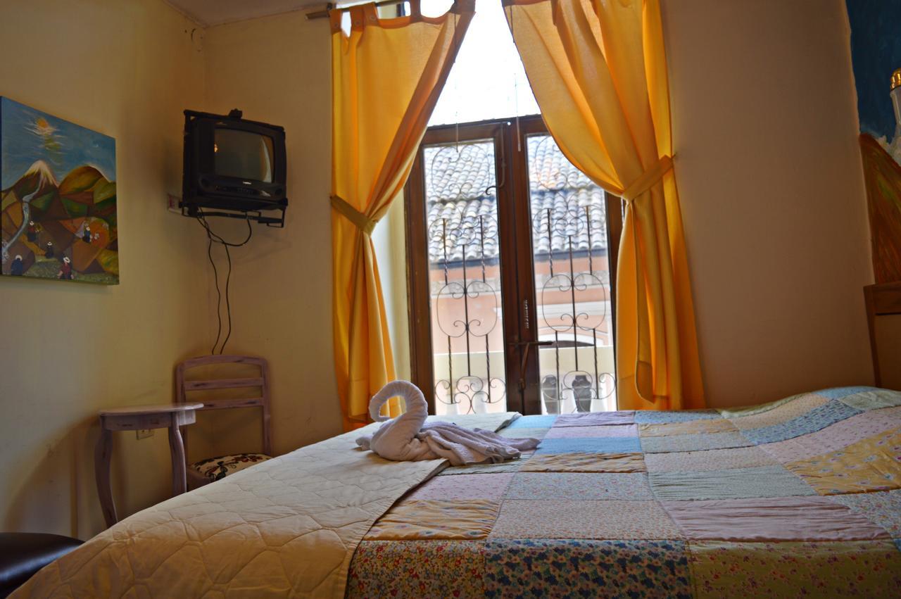 Hostal Quito Cultural Exterior photo